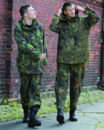 BW ANZUG NÄSSESCHUTZ FLECKT.GEBR.